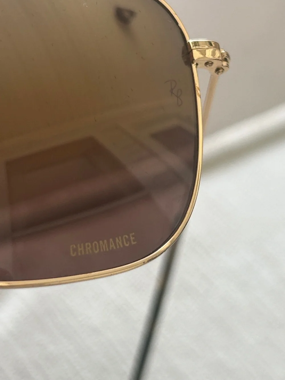Ray-Ban Unisex RB3543 Chromance Aviator sunglasses in a gold metal frame